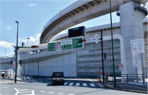 北九州都市高速道路「東田」入口